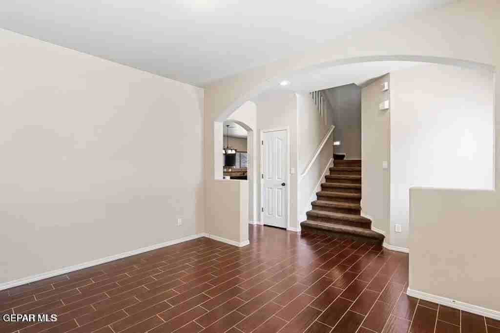 2047 Dreamlight Pl - Photo 5 of 46