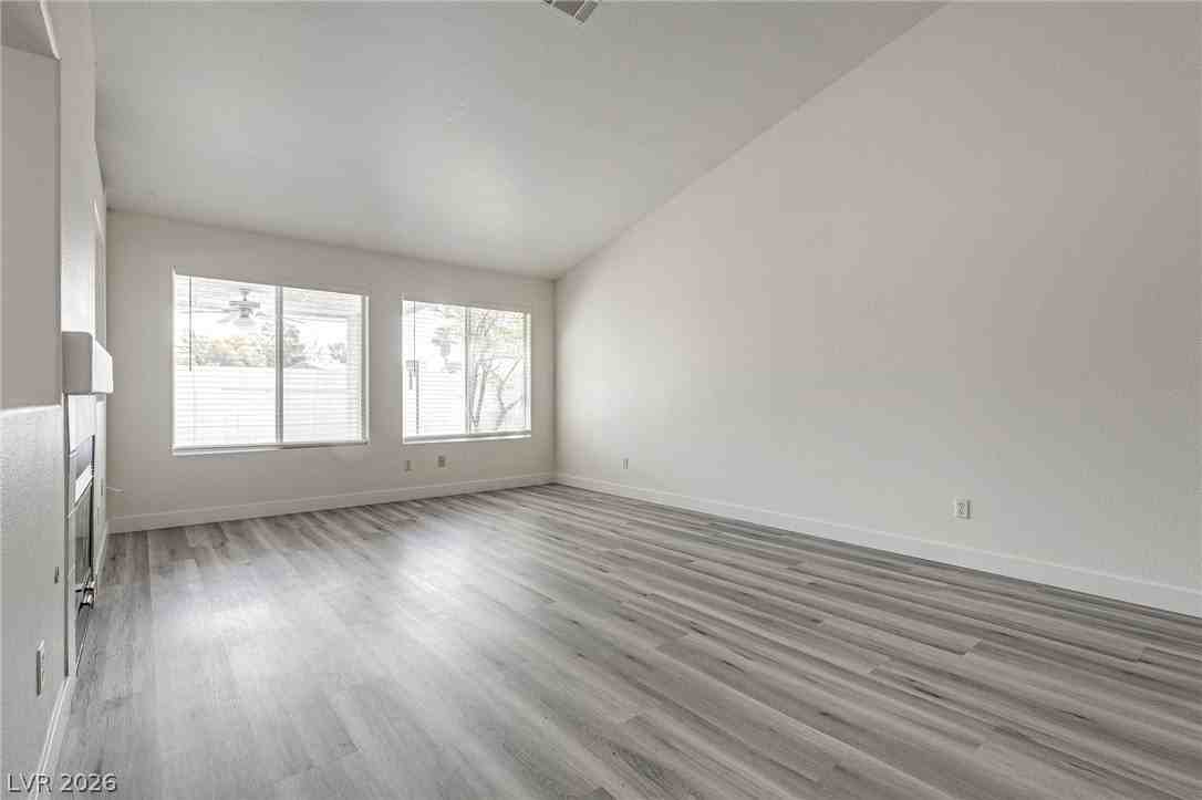 7724 Rye Canyon Dr - Photo 7 of 38