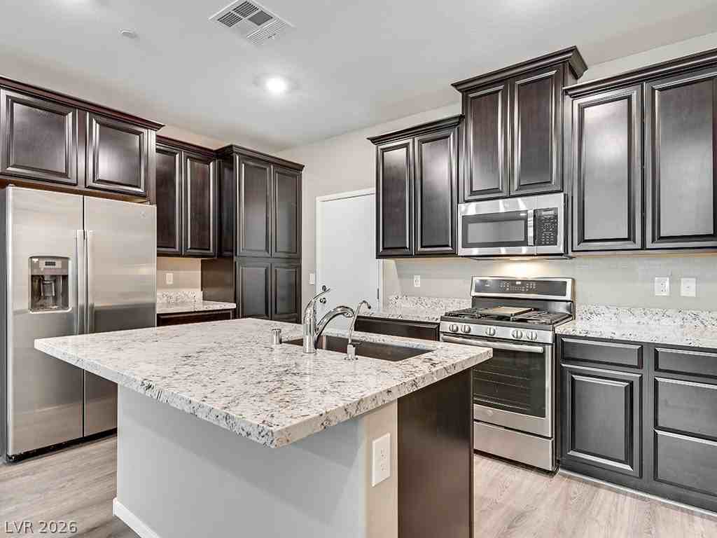 6238 Mavora Lakes St - Photo 6 of 50