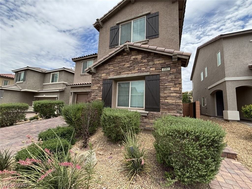 5582 Sancho Throne Rd - Photo 3 of 50