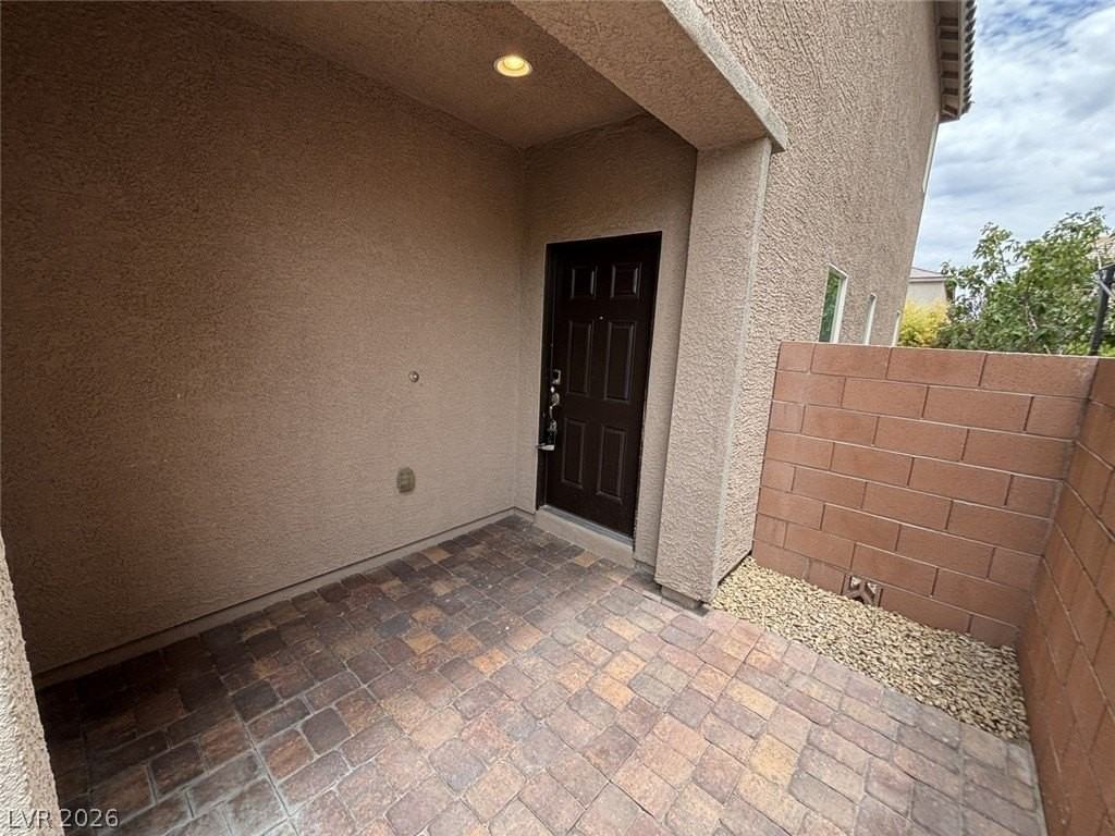 5582 Sancho Throne Rd - Photo 4 of 50