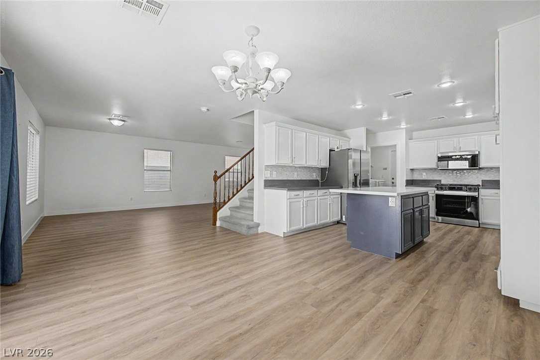 10547 Lilac Tree Ave - Photo 7 of 31