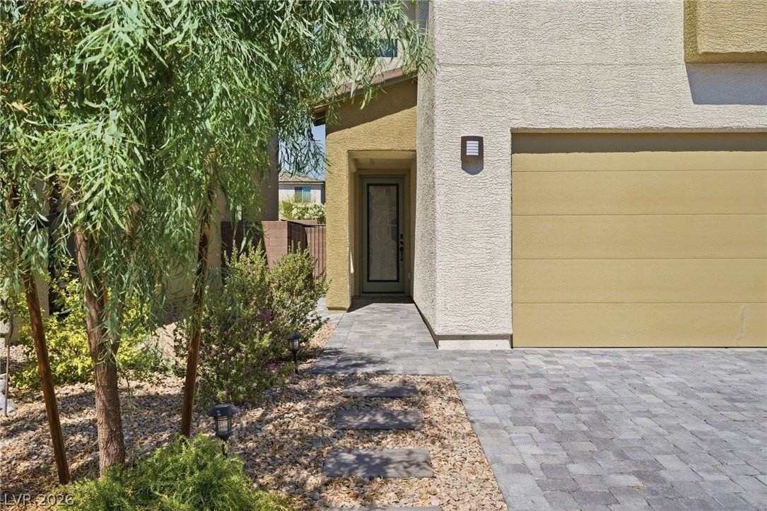 8025 Texas Hills St - Photo 3 of 50