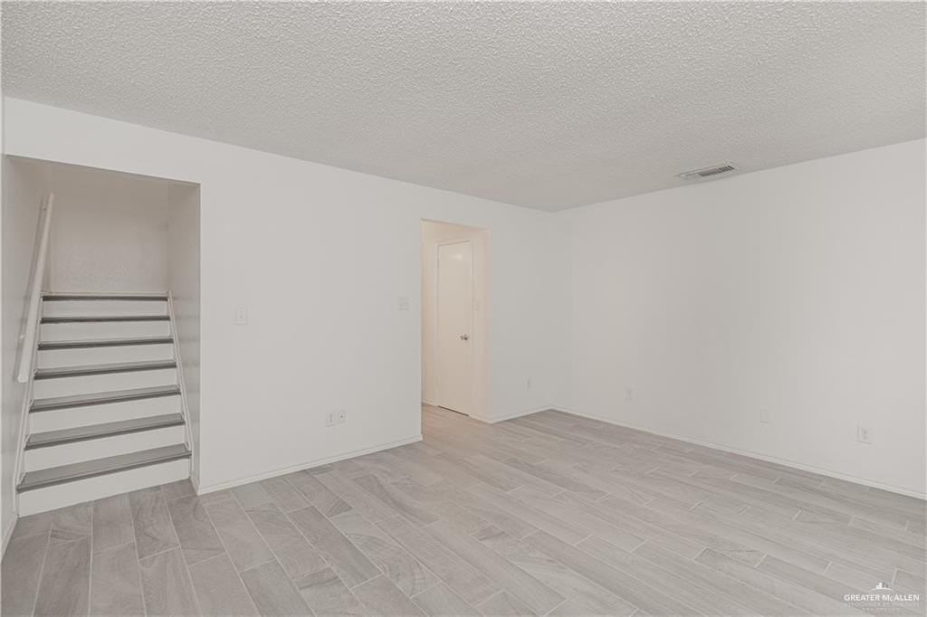2201 S Jackson Rd #31M - Photo 2 of 13