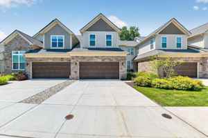 featured image of 3062 N Spurway Dr