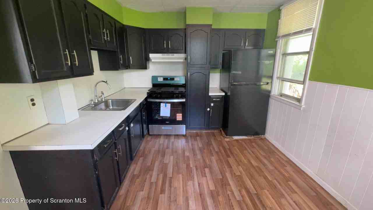 319 New York St - Photo 2 of 13