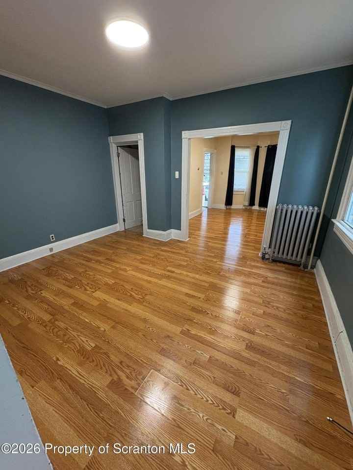 317 New York St - Photo 3 of 14