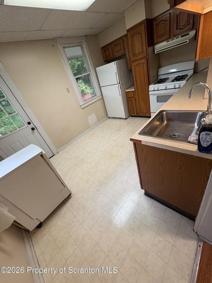 317 New York St - Photo 4 of 14