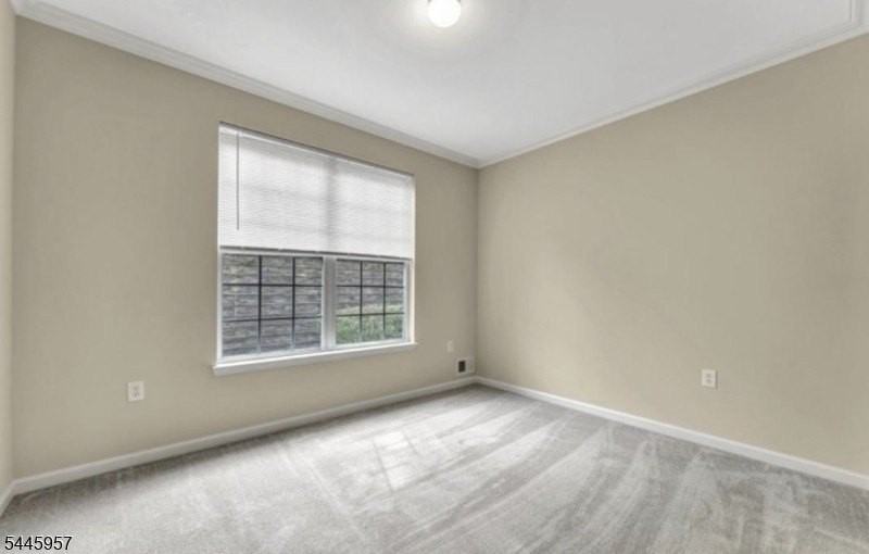 143 Conover Ter #143 - Photo 7 of 9