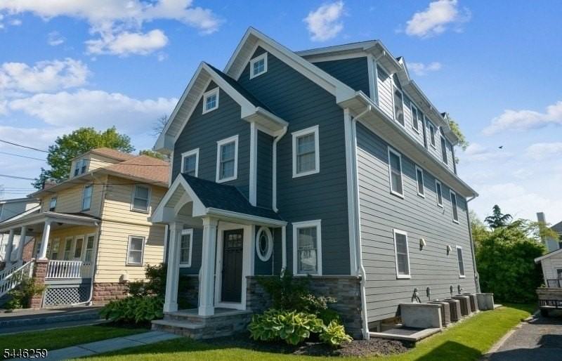 24 Blaine St #A - Photo 2 of 17
