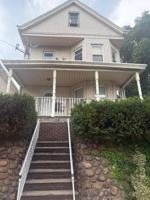 featured image of 193 Union Blvd #2