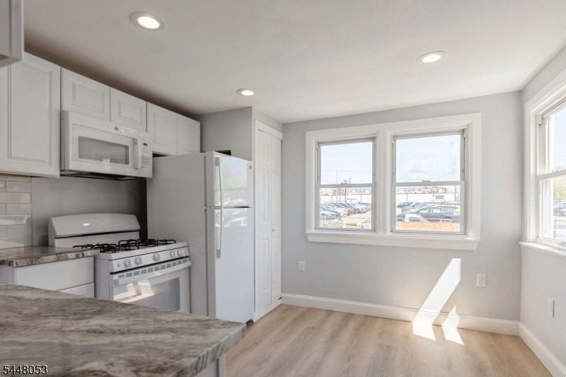12 Alva St #2 - Photo 3 of 14