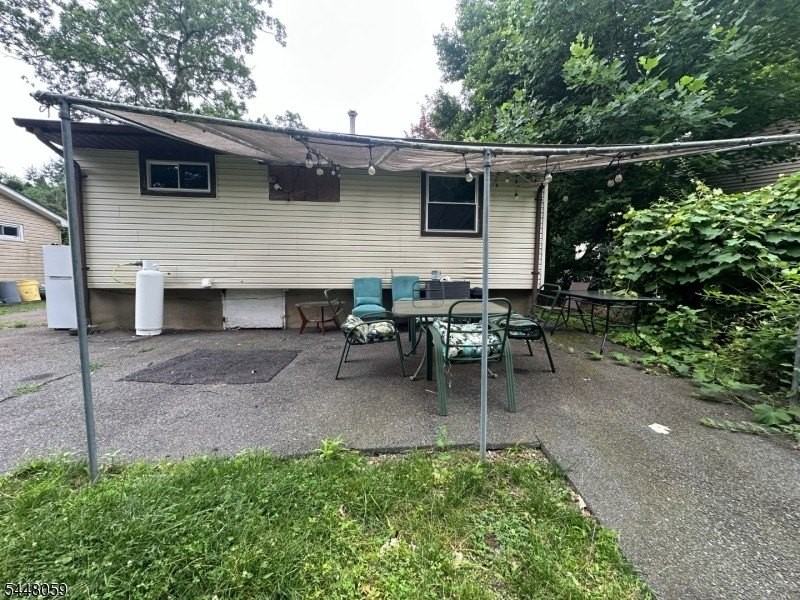 4 Florida Ave - Photo 3 of 13