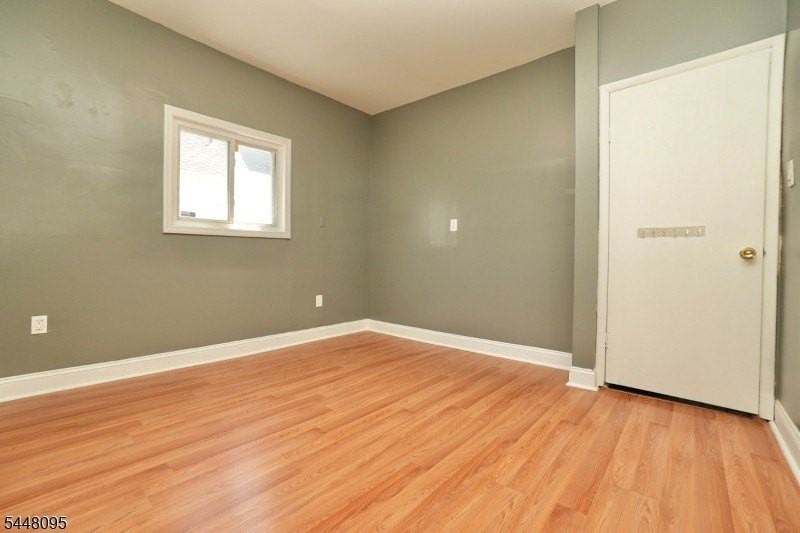 39 Unity Ave - Photo 5 of 10