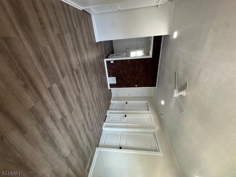 30 Brinkerhoff St - Photo 6 of 11