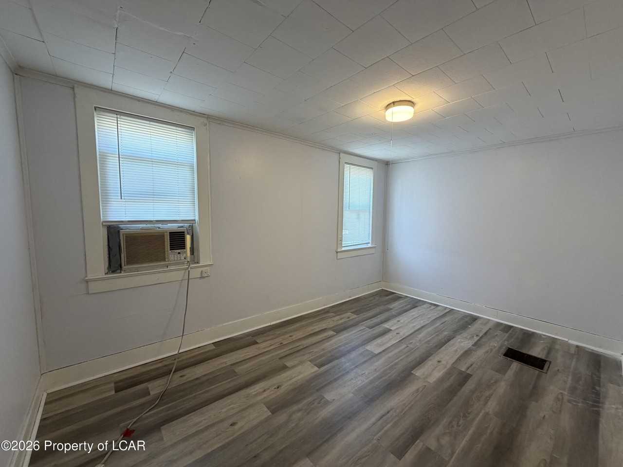 166 Brook St #2ndFL - Photo 5 of 5