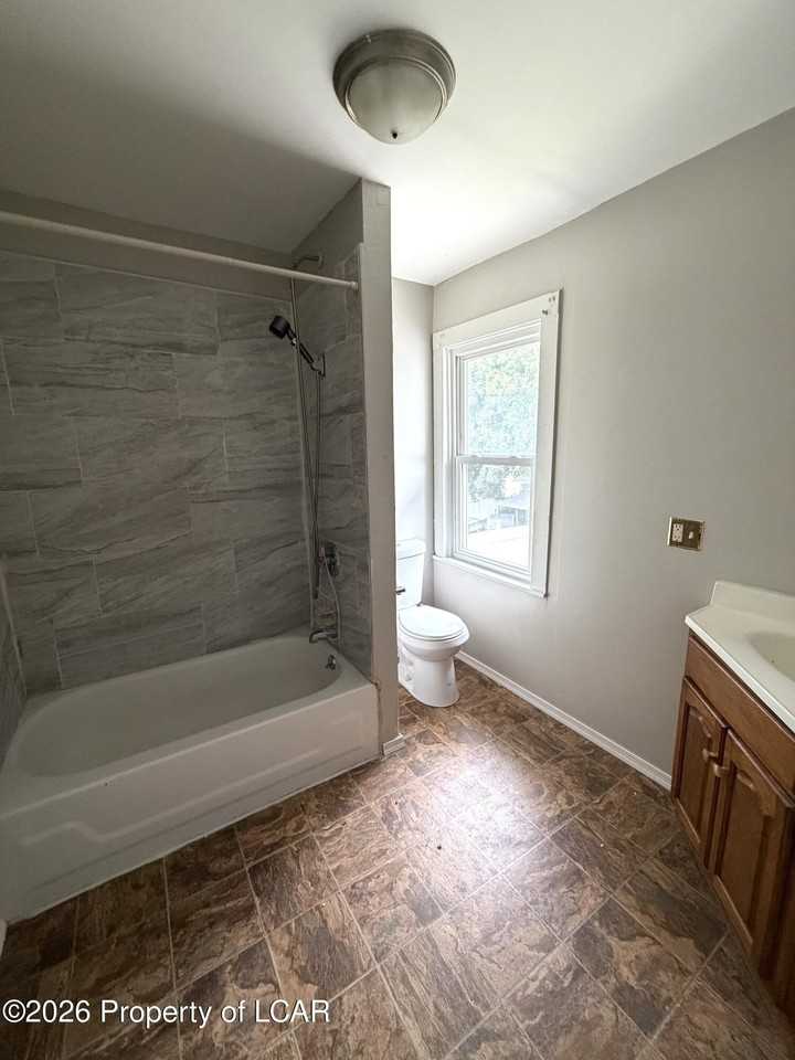 58 Chester St - Photo 7 of 11
