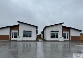 featured image of 3545 Hidalgo Cir #2B