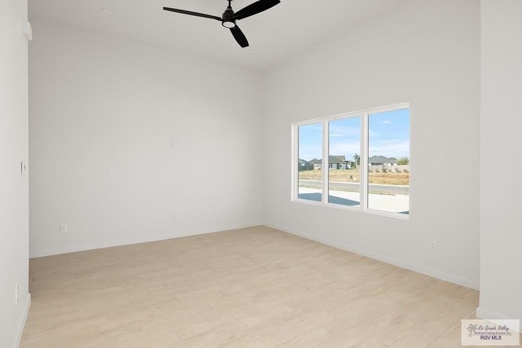 3545 Hidalgo Cir #2B - Photo 4 of 11