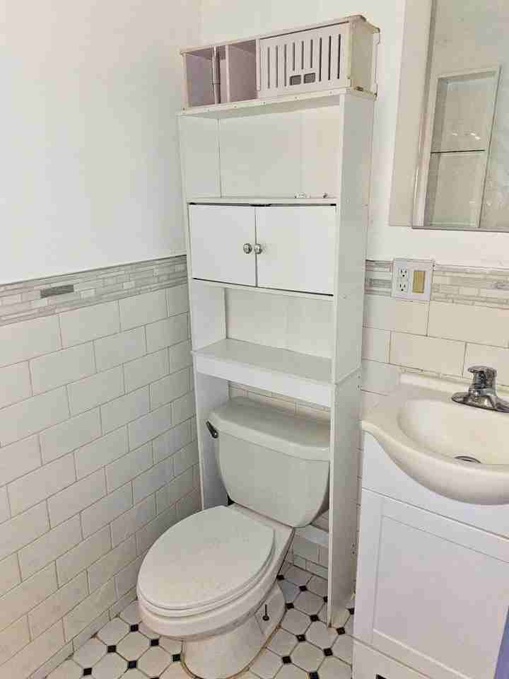 291 Linden Ave - Photo 5 of 9
