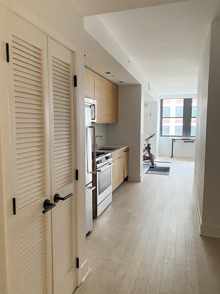 10 Provost St #315 - Photo 5 of 35