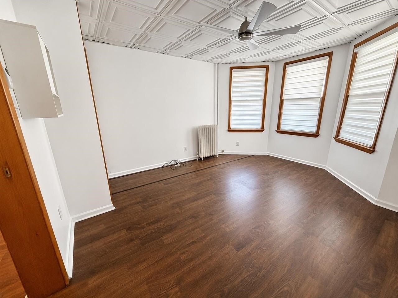88 W 26th St #1 - Photo 2 of 9
