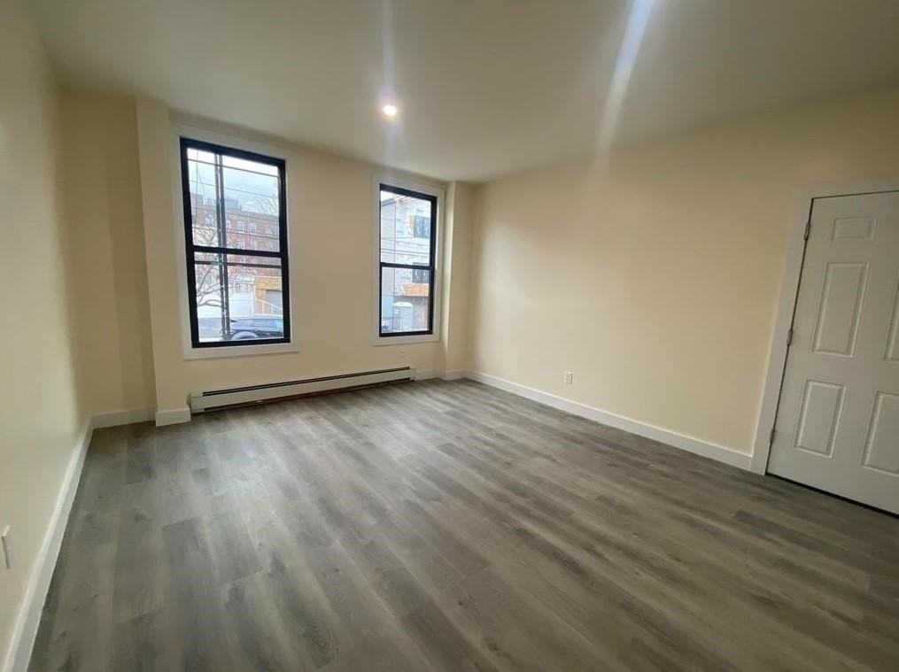 84 Irving St #1 - Photo 6 of 21