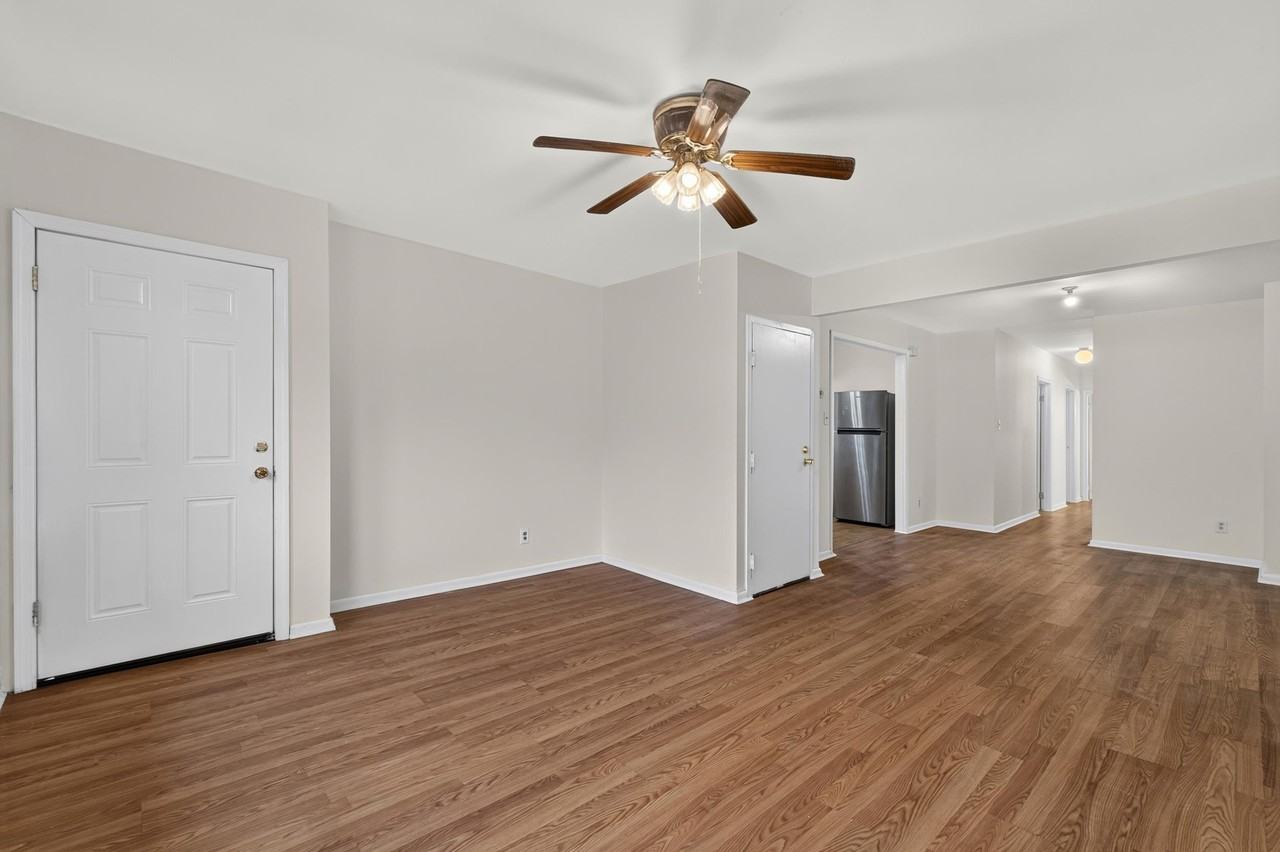 364 Princeton Ave #1 - Photo 3 of 19