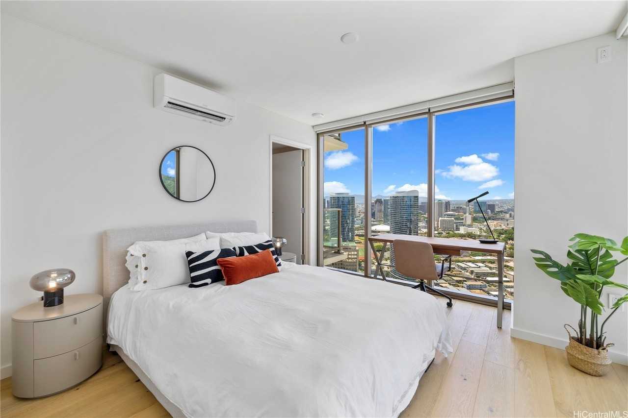 1388 Kapiolani Blvd #4111 - Photo 2 of 16