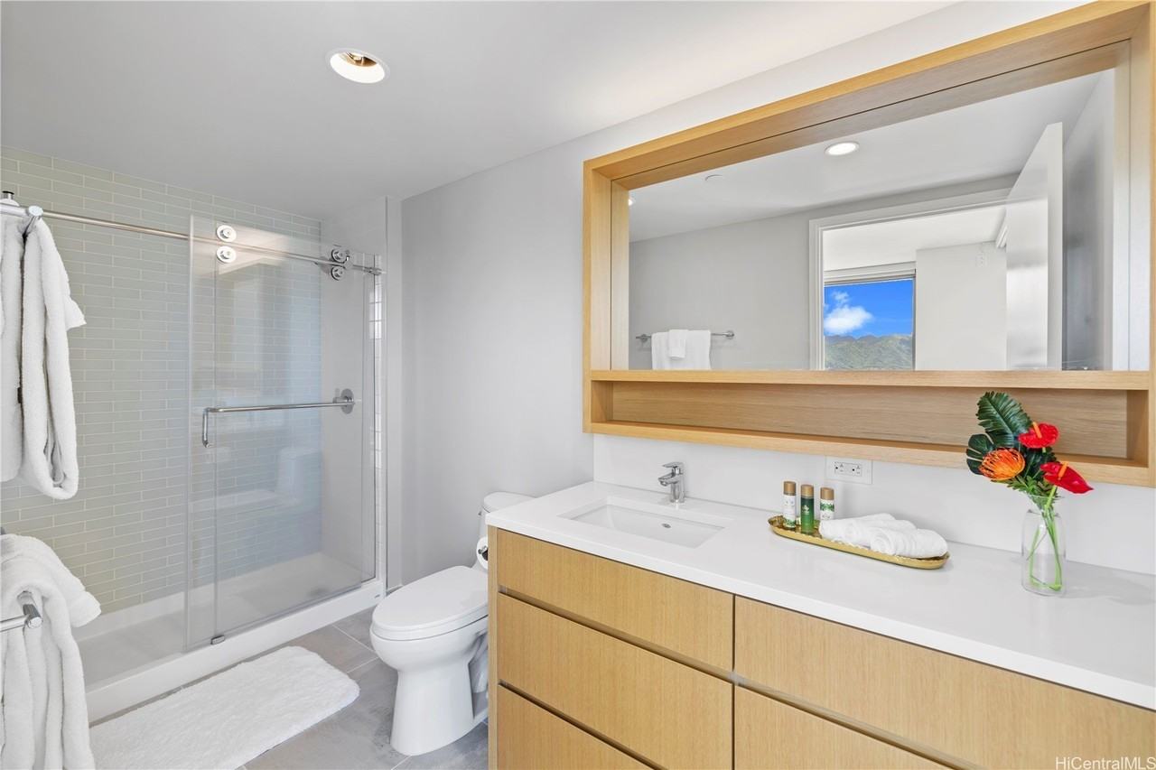 1388 Kapiolani Blvd #4111 - Photo 3 of 16
