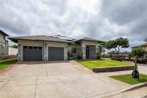 featured image of 92-521 Oawa St