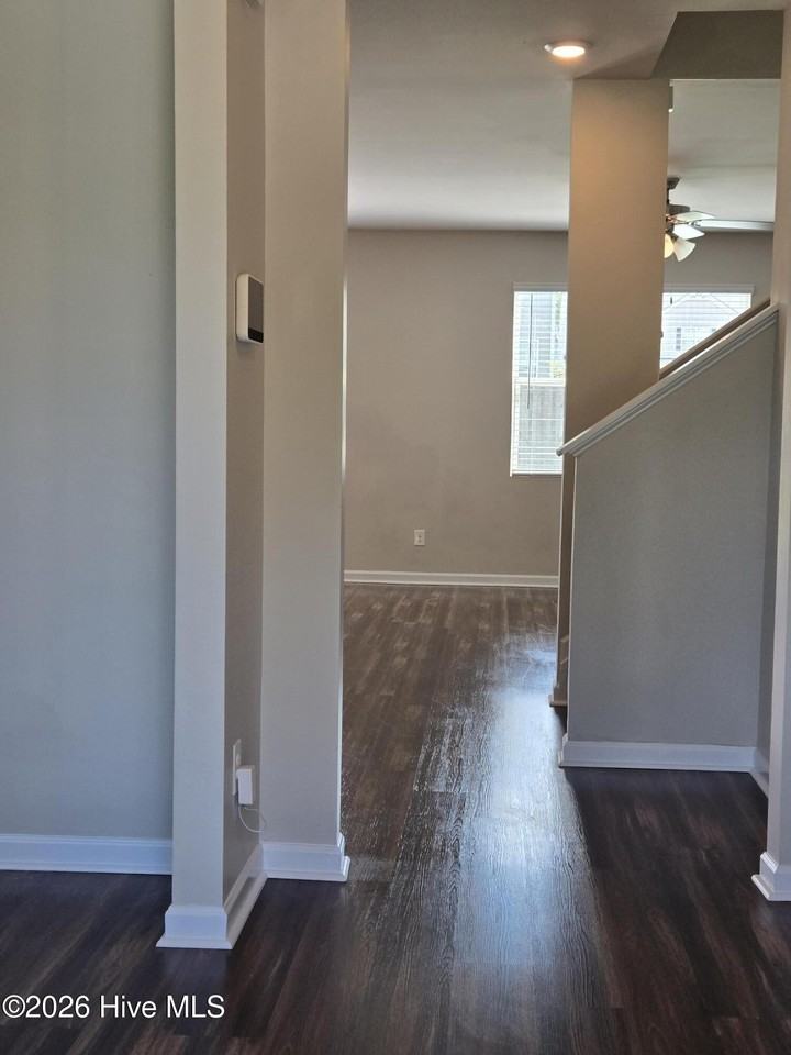 3056 Pepperhill Dr - Photo 3 of 23