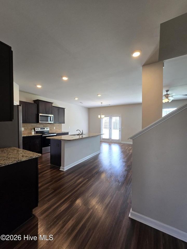 3056 Pepperhill Dr - Photo 5 of 23