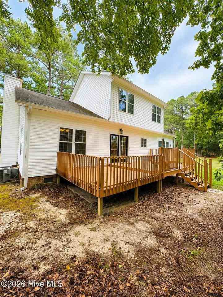 546 Keagan Way - Photo 3 of 35