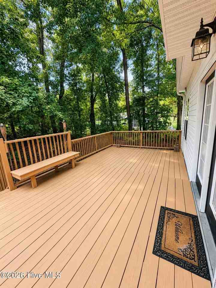 546 Keagan Way - Photo 5 of 35