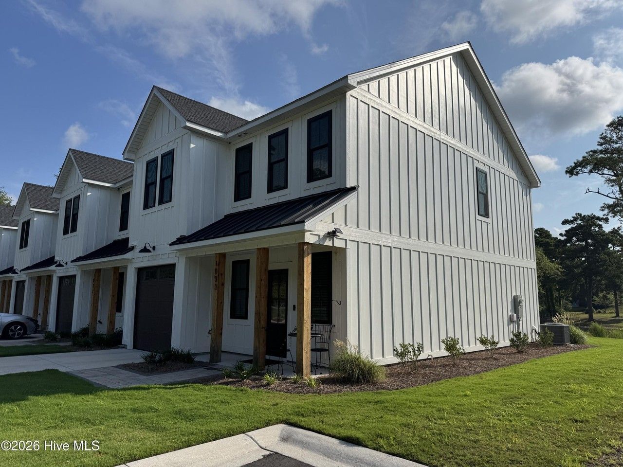 107 Star Lake Cir #D - Photo 2 of 19