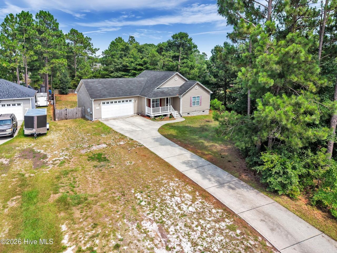 477 Sand Ridge Rd - Photo 3 of 38