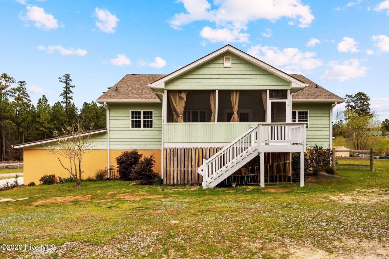 230 Causey Rd - Photo 2 of 44