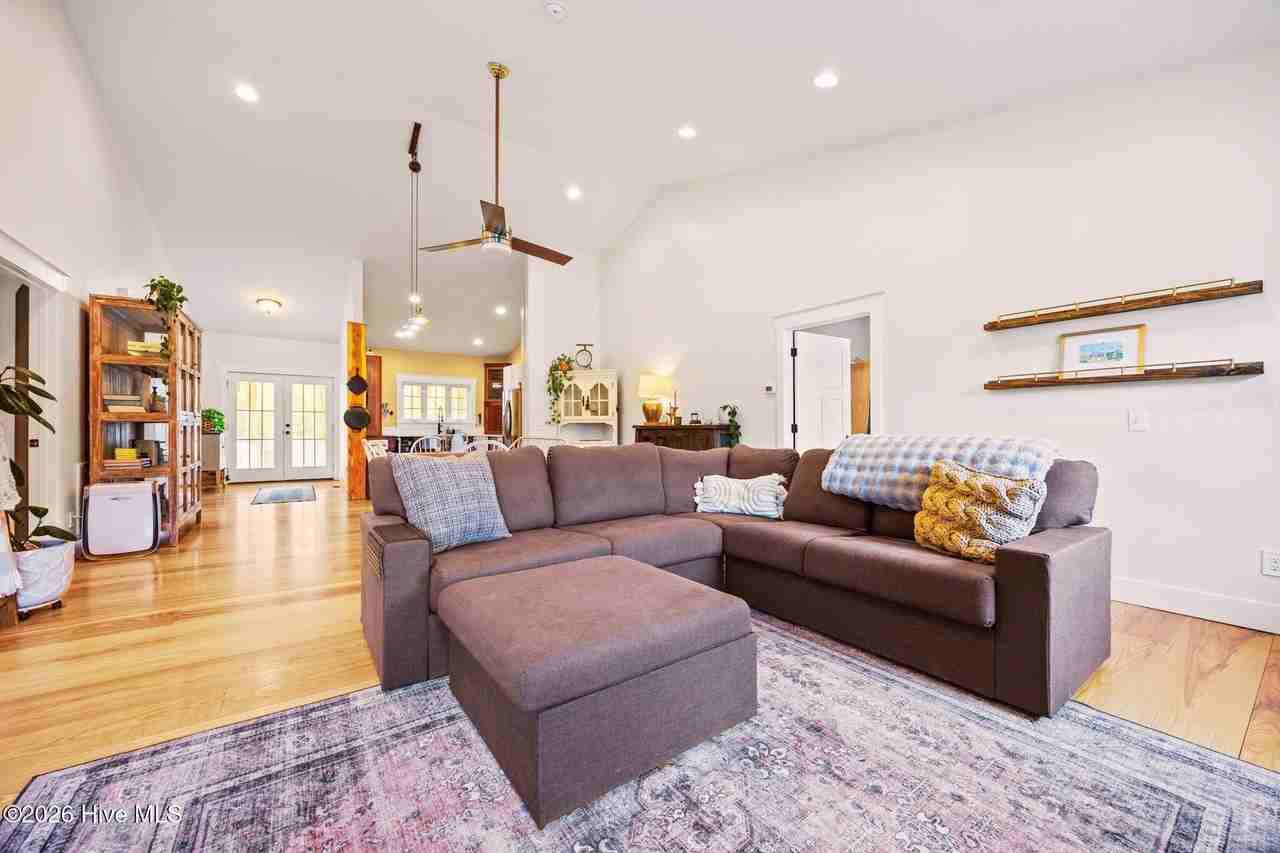 230 Causey Rd - Photo 7 of 44