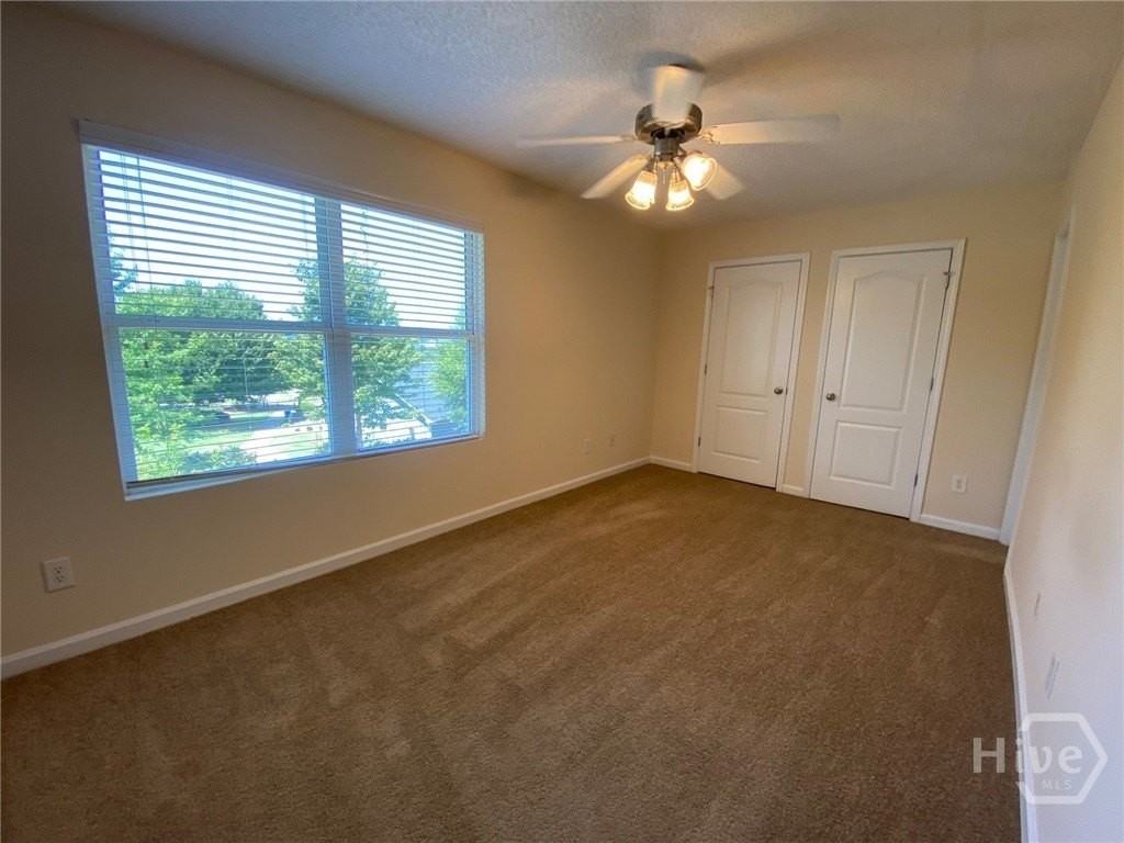 218 Bridgewater Cir - Photo 6 of 17