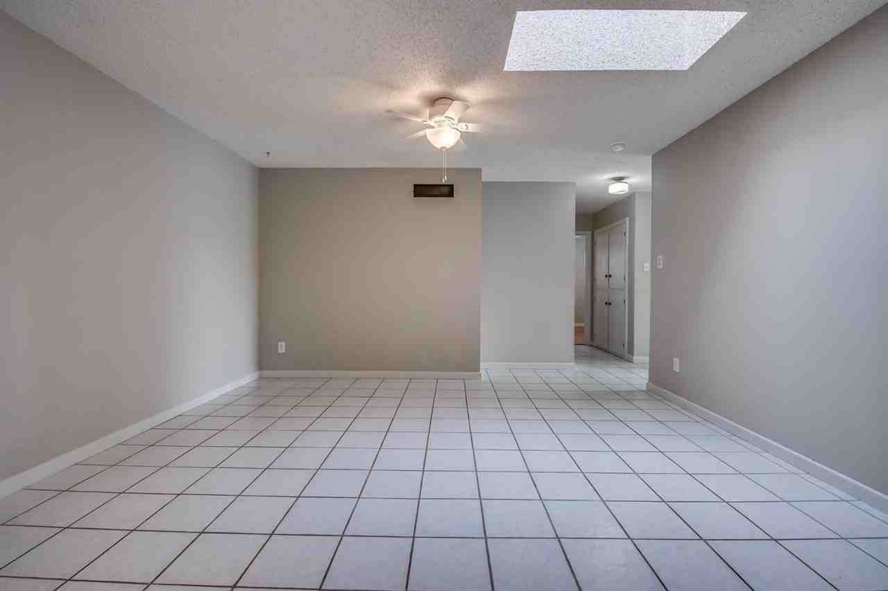 5008 44th St - Photo 6 of 11