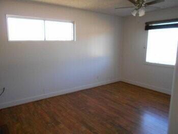1202 5th St - Photo 3 of 18