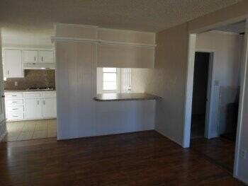 1202 5th St - Photo 4 of 18