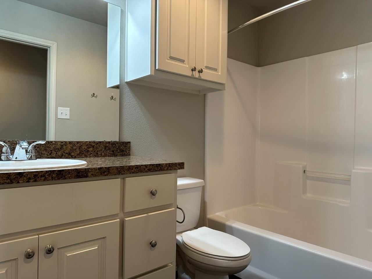 2701 113th St - Photo 6 of 10