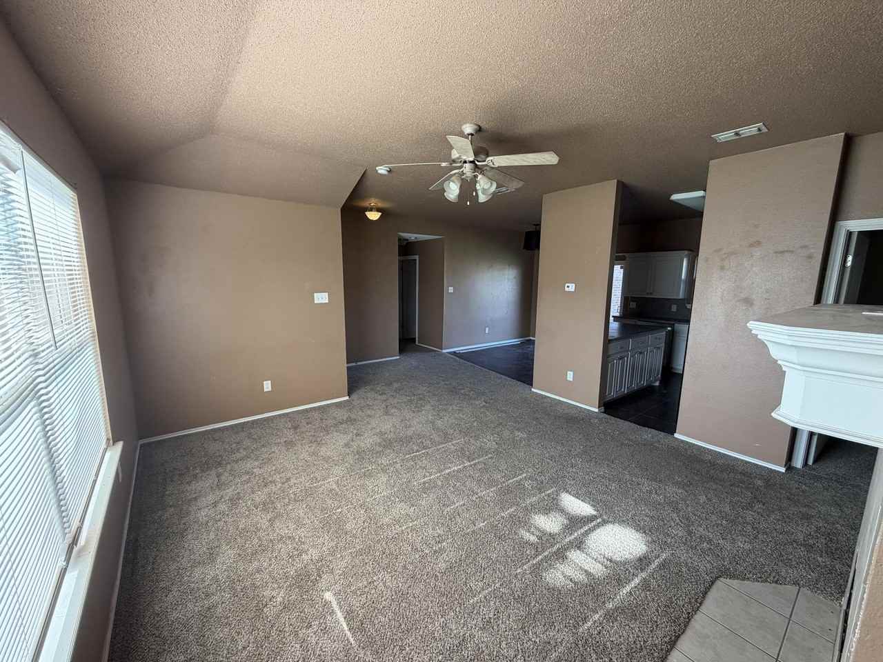 516 N Dover Ave - Photo 3 of 13