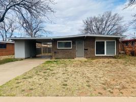 featured image of 2704 68th St