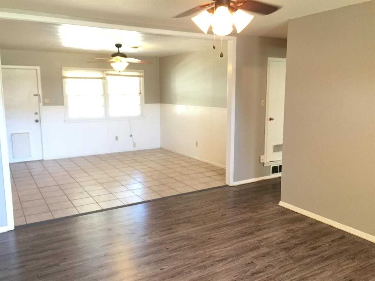 4710 45th St - Photo 2 of 13