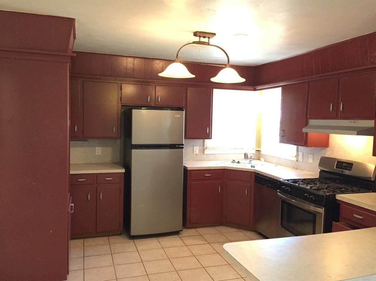 4710 45th St - Photo 4 of 13
