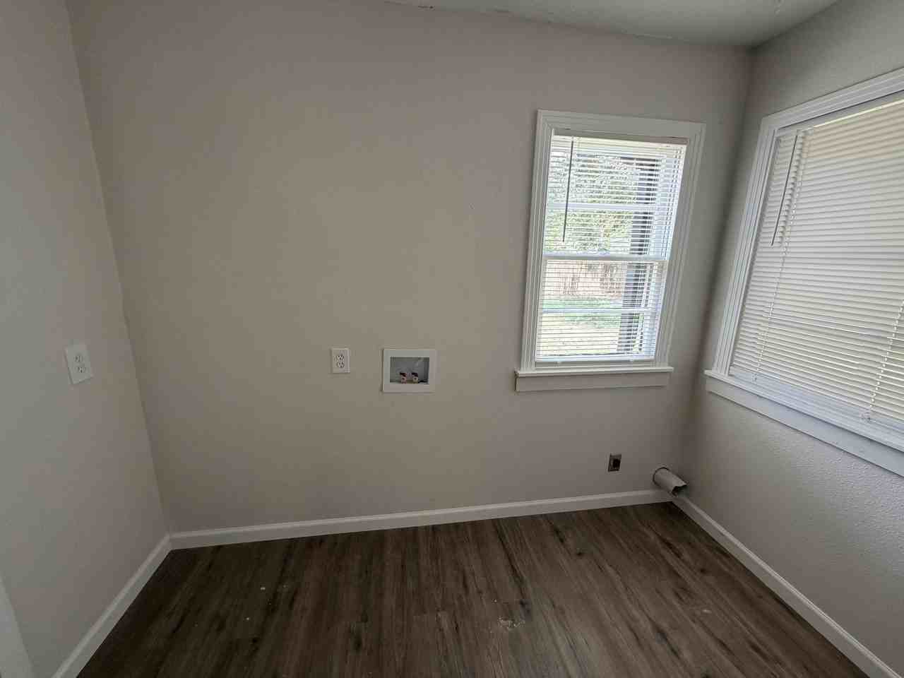 3416 29th St - Photo 5 of 13