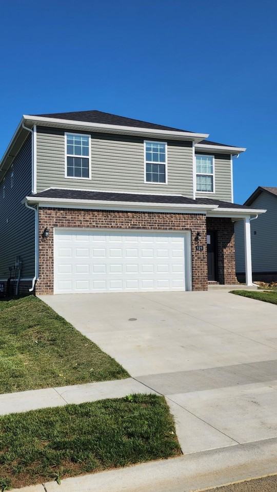 929 Olympic Ct - Photo 2 of 36
